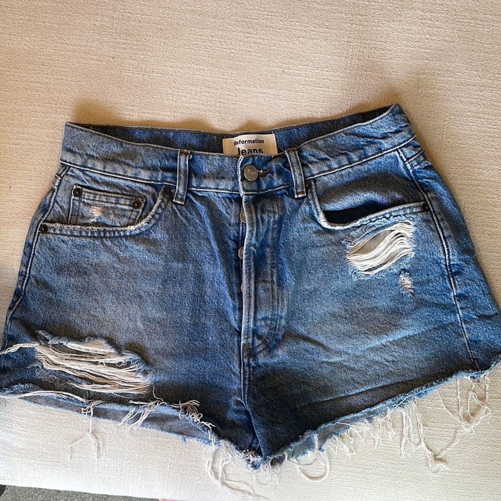 Reformation jean shorts sz26